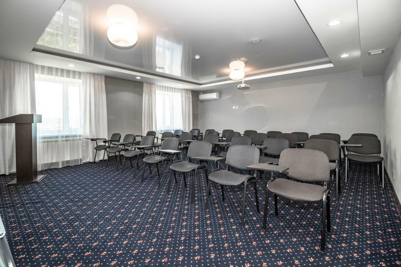 Gokai Hotel Akmola Esterno foto
