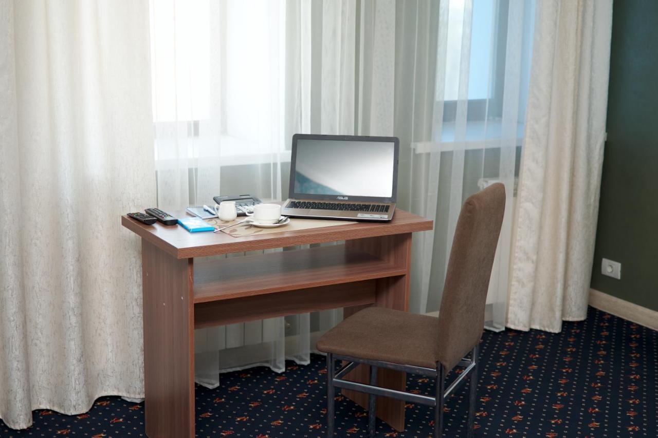 Gokai Hotel Akmola Esterno foto