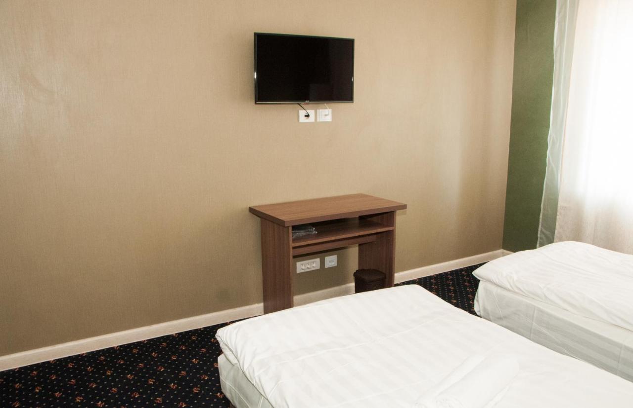 Gokai Hotel Akmola Esterno foto